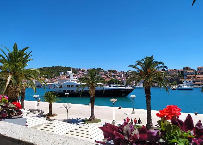 Apartment Stella Old Town Trogir, With Balcony